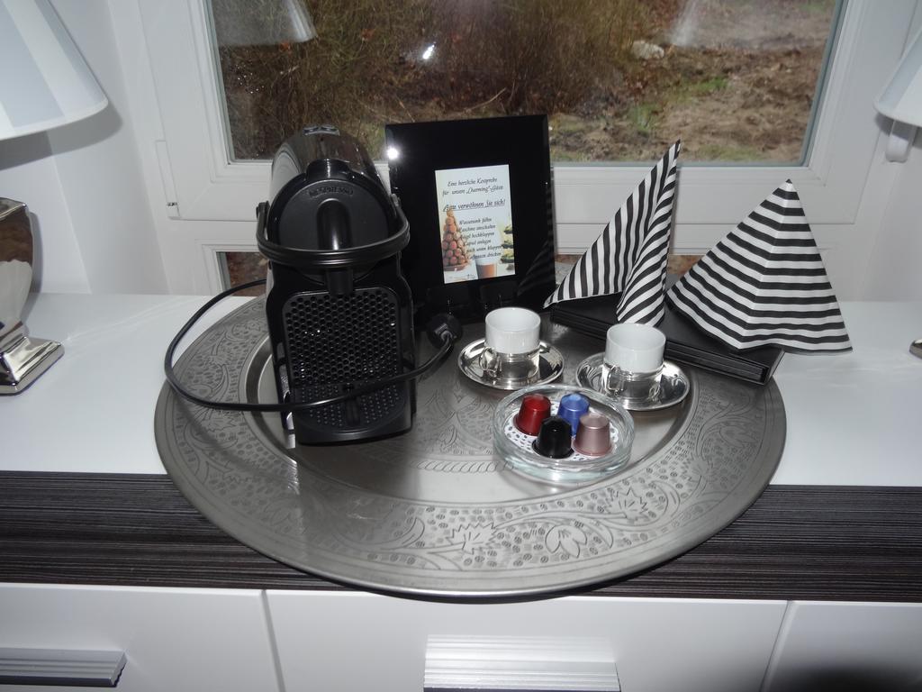 Charming Apartments Am See Bad Saarow Room photo
