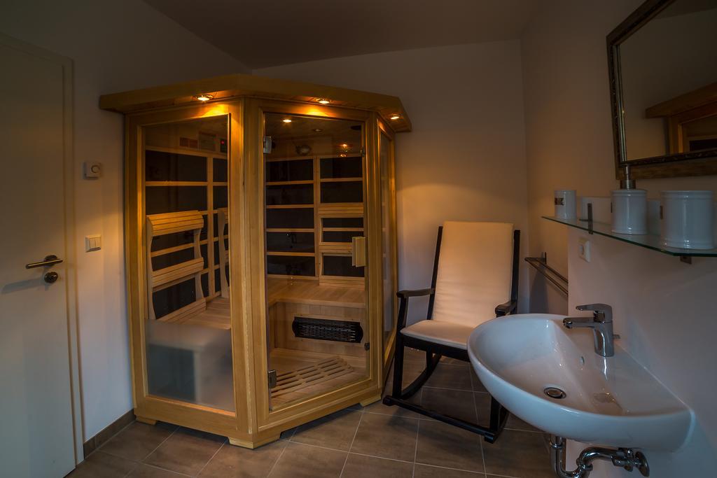 Charming Apartments Am See Bad Saarow Room photo